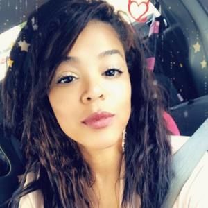 Meet your Posher, Joanna